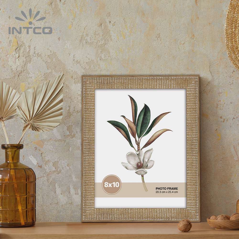 Display your favorite memories in style with the help of Intco gold embossed decorative photo frame